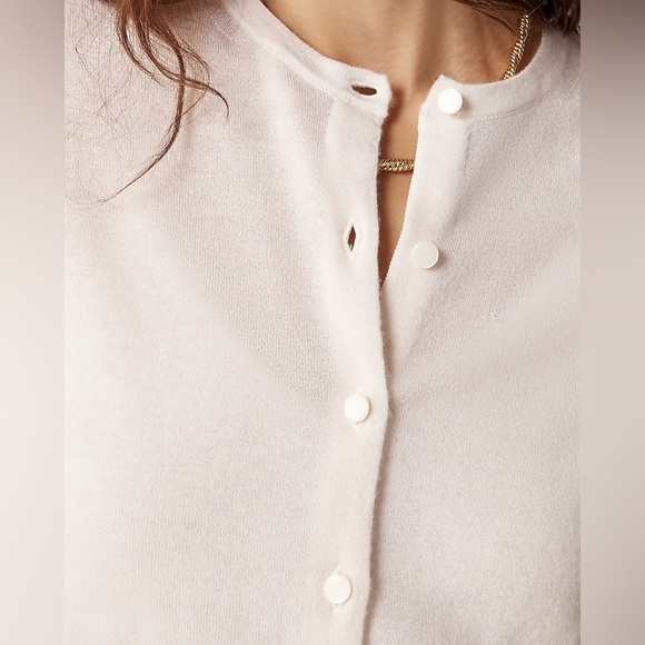 J. Crew Featherweight cashmere cardigan in Snow Ivory Size XXS - Picture 3 of 11